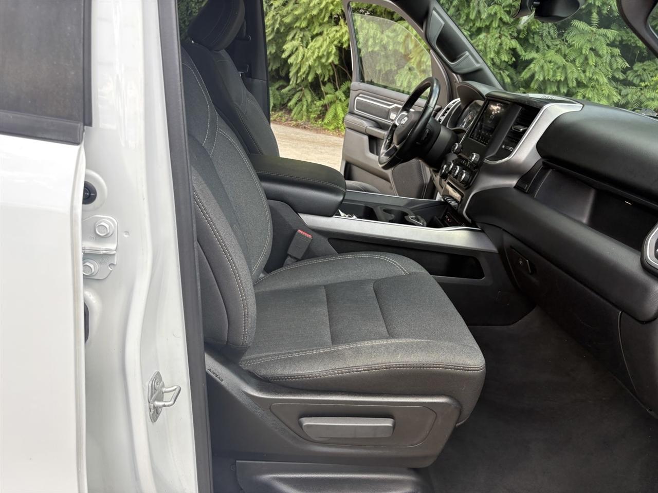 RAM 1500 Big Horn Crew Cab SWB 4WD 2019