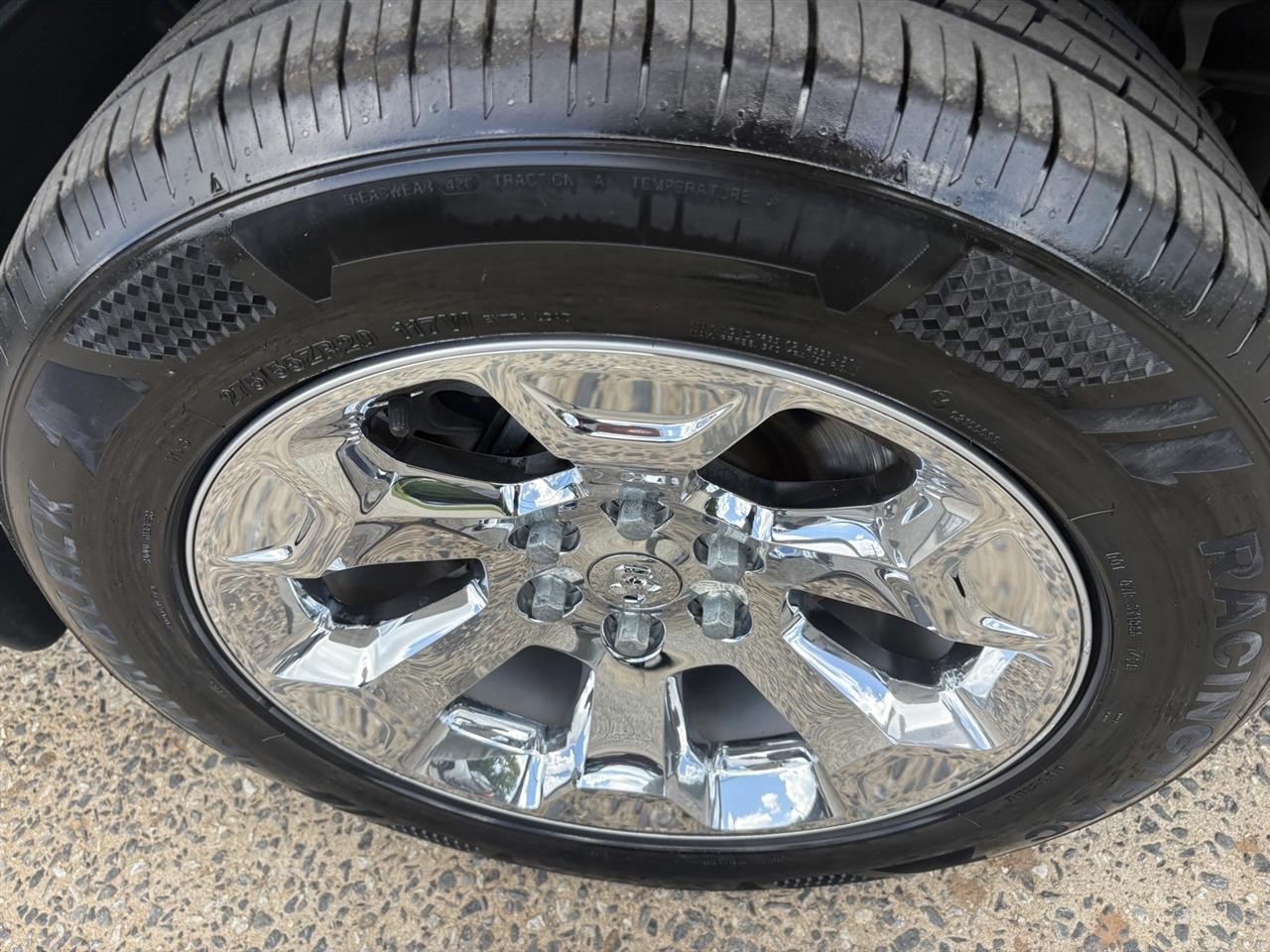 RAM 1500 Big Horn Crew Cab SWB 4WD 2019
