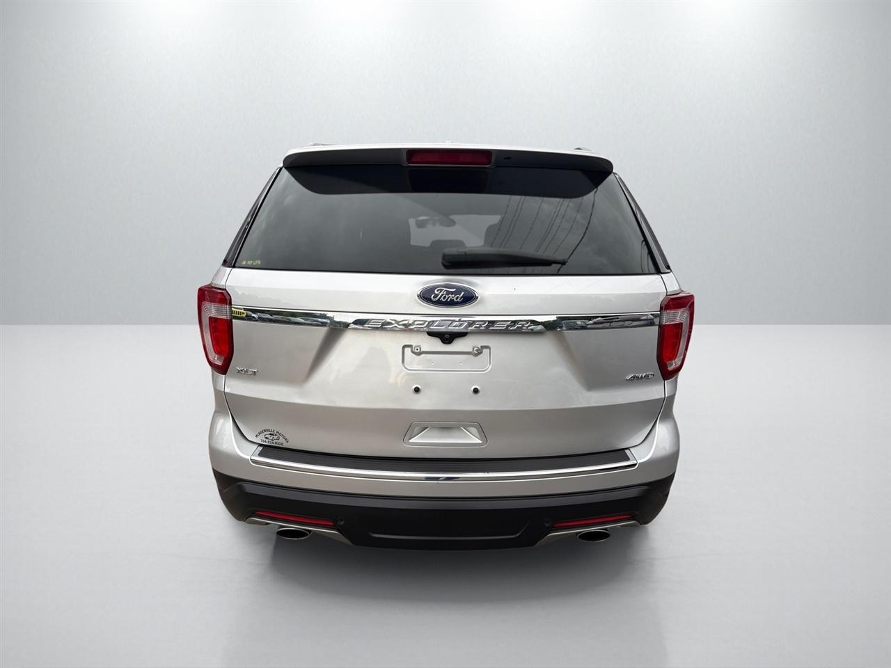 Ford Explorer XLT 4WD 2018