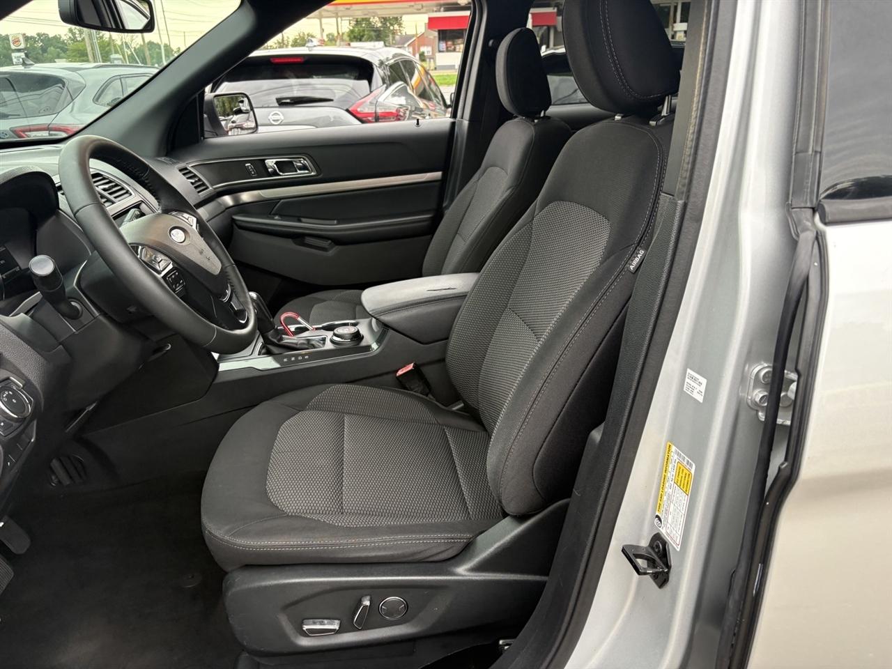 Ford Explorer XLT 4WD 2018