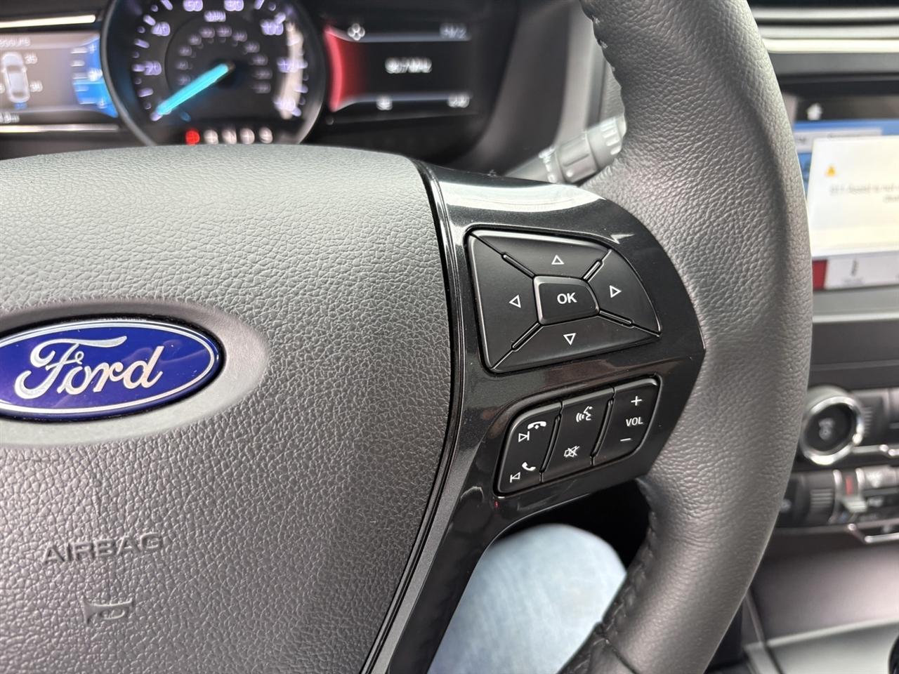 Ford Explorer XLT 4WD 2018