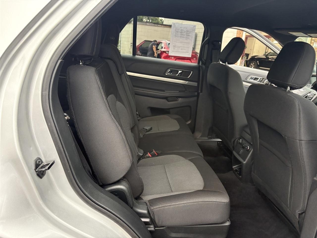 Ford Explorer XLT 4WD 2018
