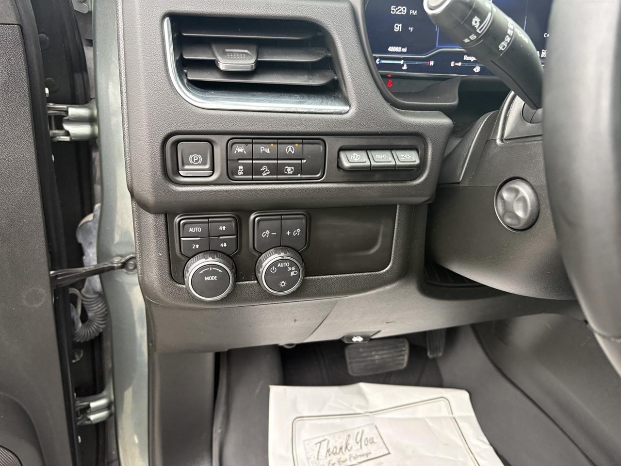 Chevrolet Tahoe High Country 4WD 2023