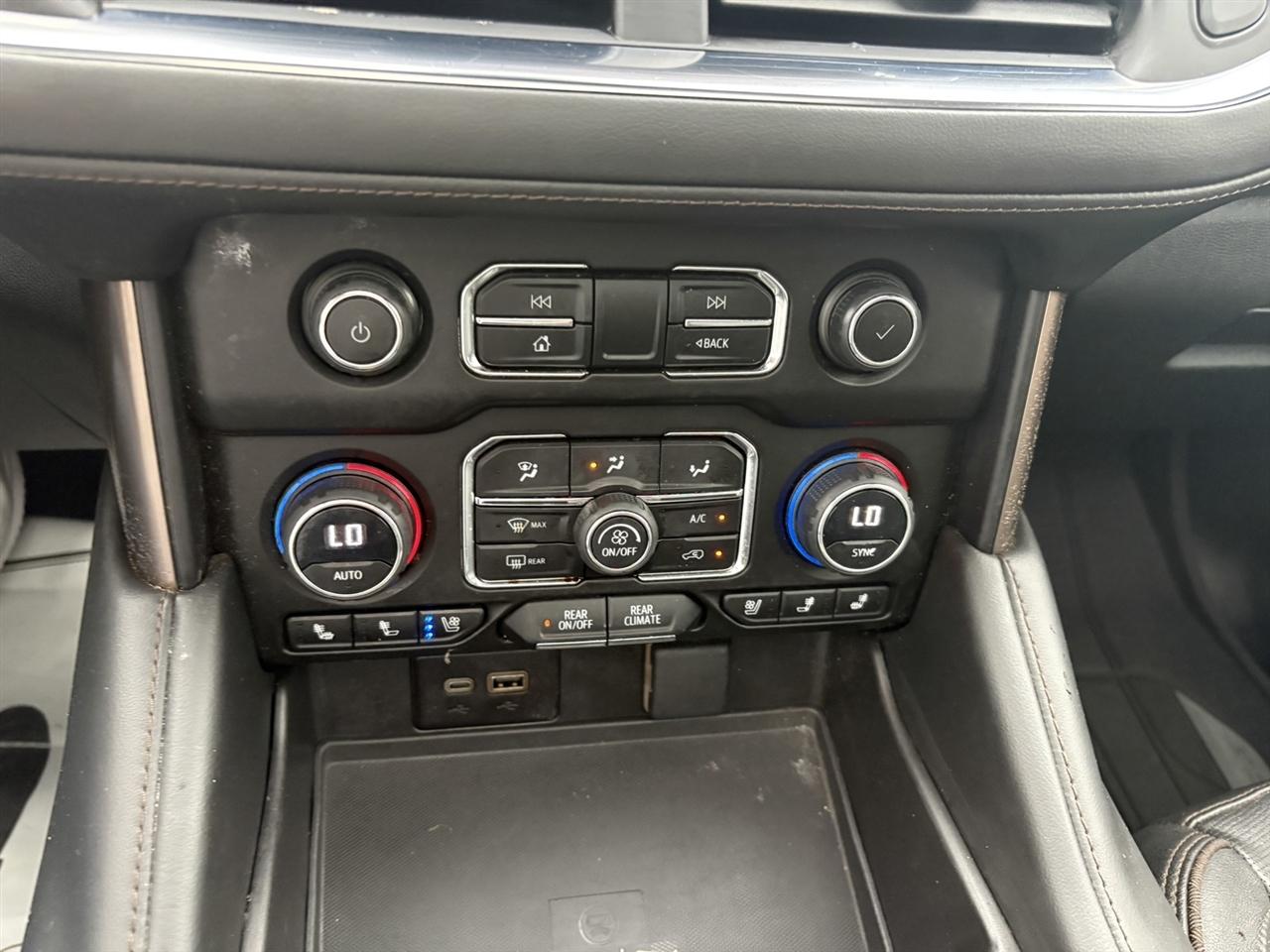 Chevrolet Tahoe High Country 4WD 2023