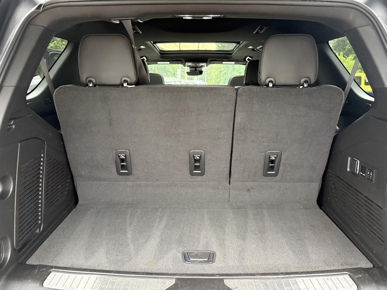 Chevrolet Tahoe High Country 4WD 2023