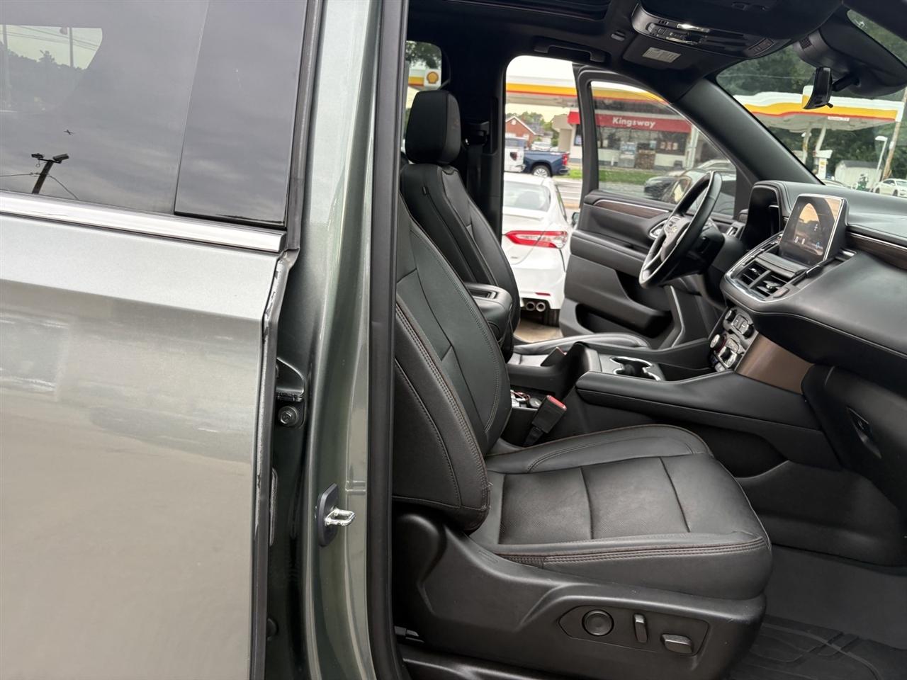 Chevrolet Tahoe High Country 4WD 2023