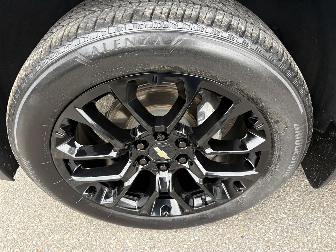 Chevrolet Tahoe High Country 4WD 2023