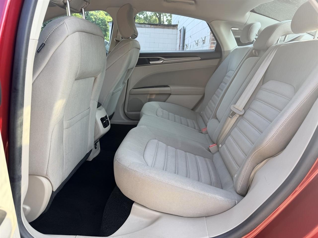 Ford Fusion SE 2018