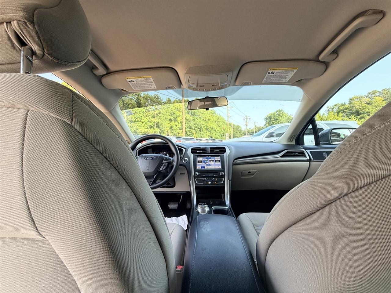 Ford Fusion SE 2018