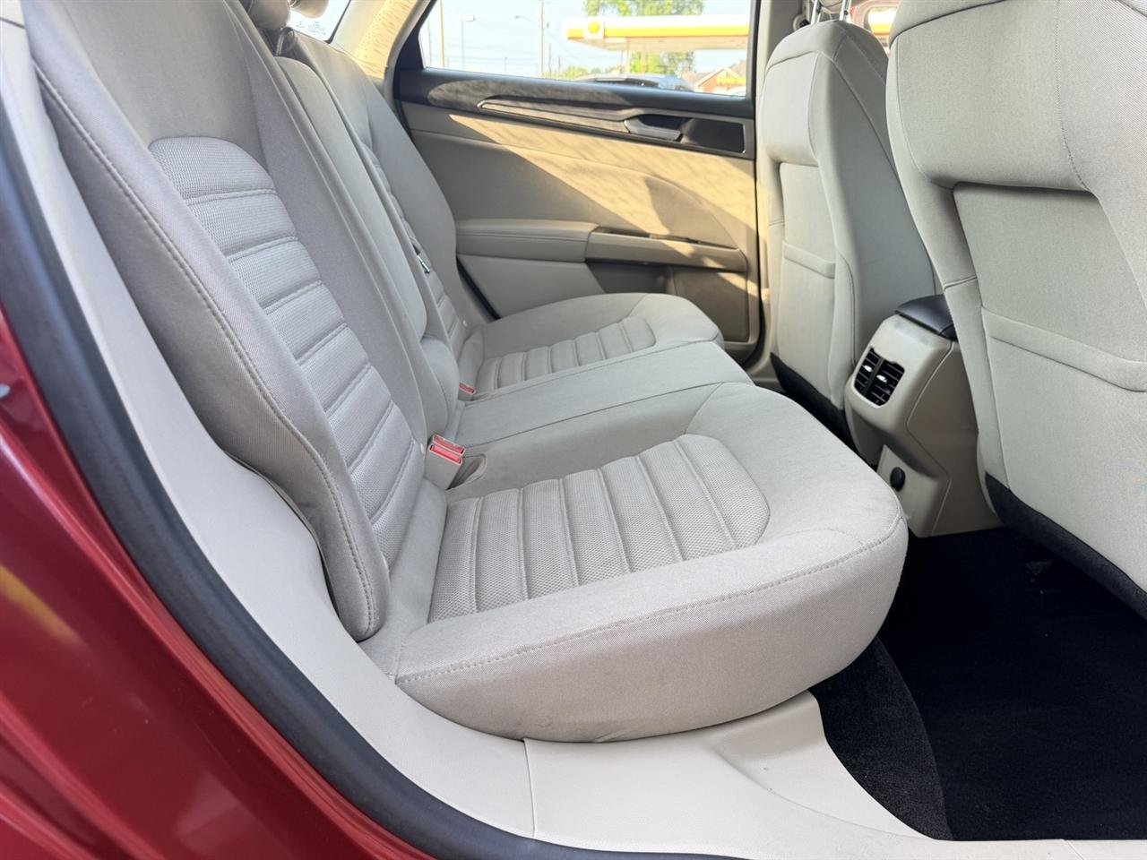 Ford Fusion SE 2018