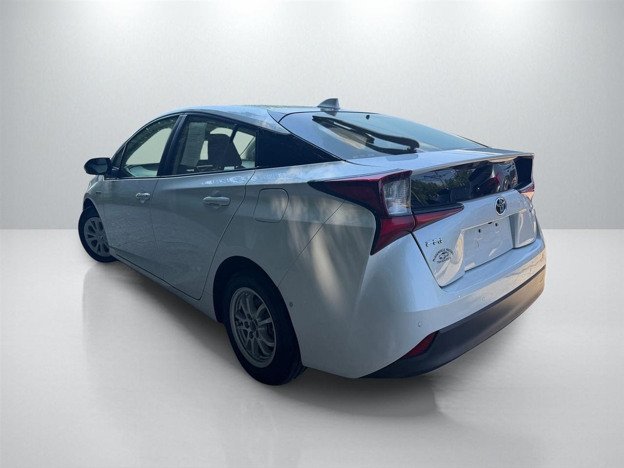 Toyota Prius LE 2022