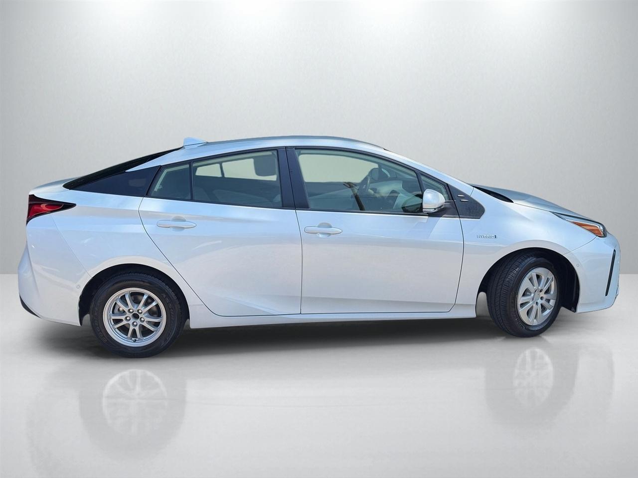 Toyota Prius LE 2022