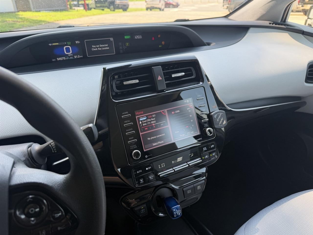 Toyota Prius LE 2022
