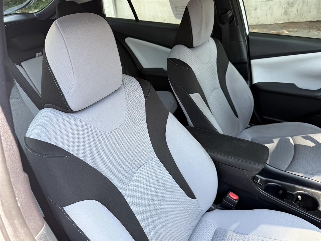 Toyota Prius LE 2022