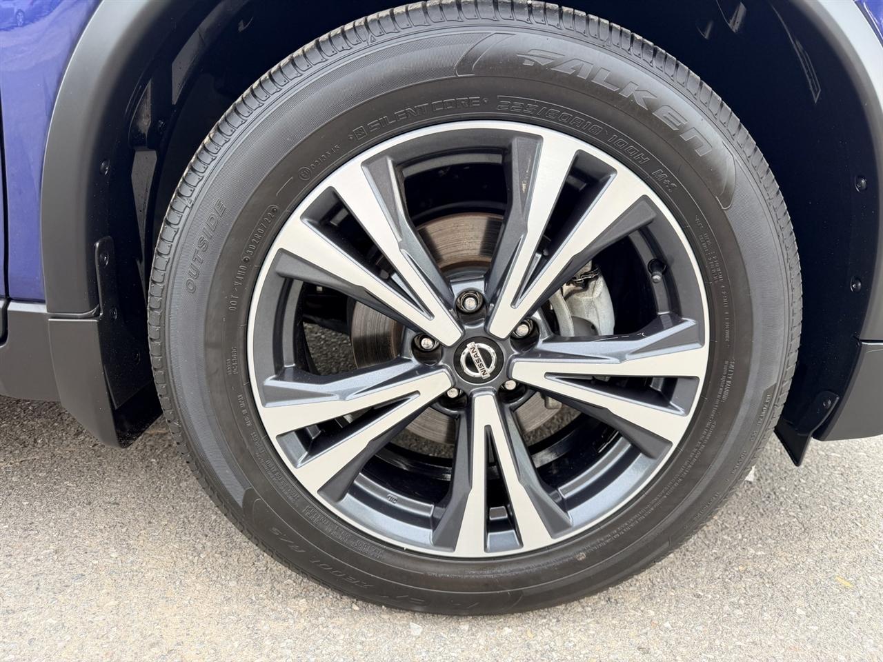 Nissan Rogue SV 2020