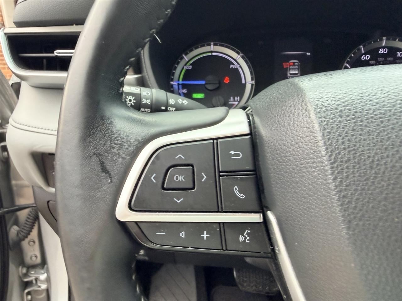 Toyota Highlander Hybrid LE AWD 2022