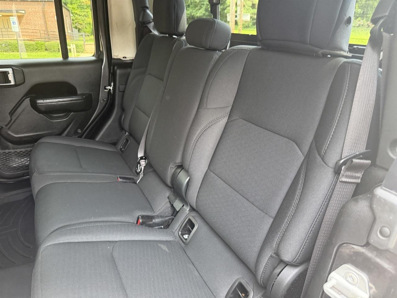 Jeep Gladiator Sport 2022