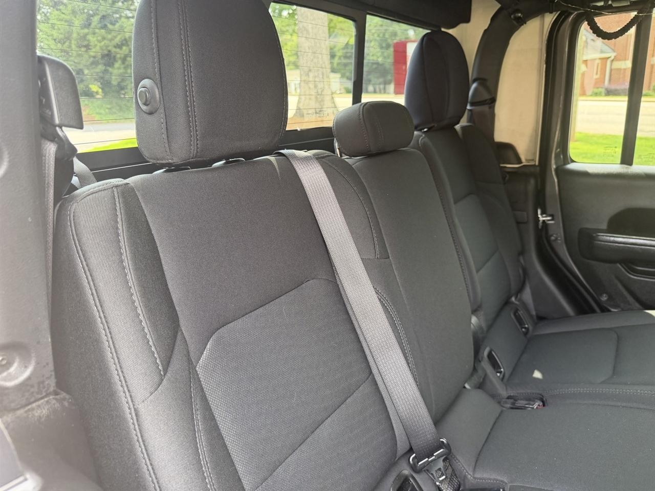 Jeep Gladiator Sport 2022