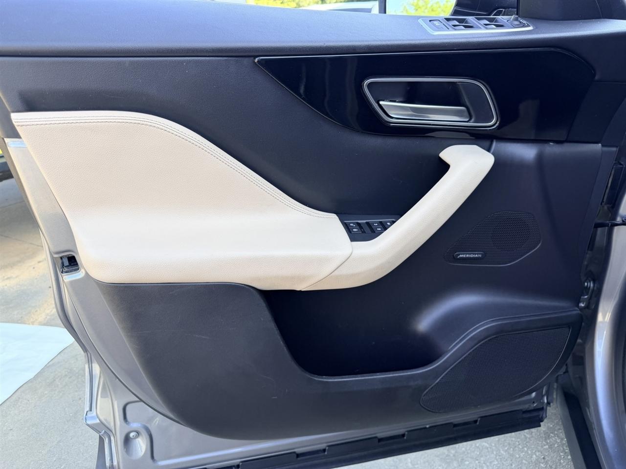 Jaguar F-Pace 25t Premium 2020