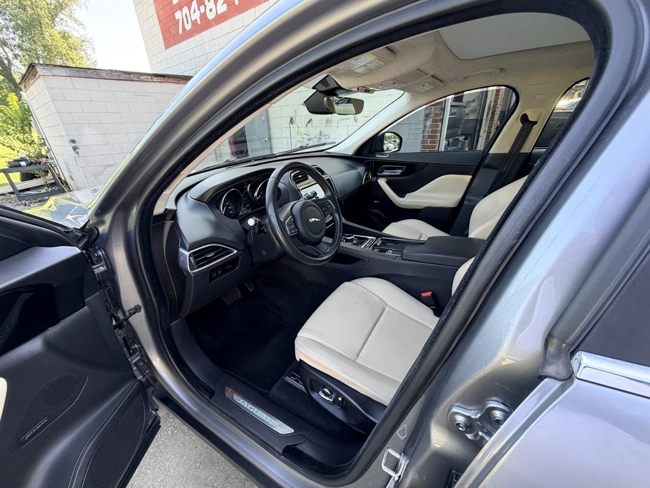 Jaguar F-Pace 25t Premium 2020