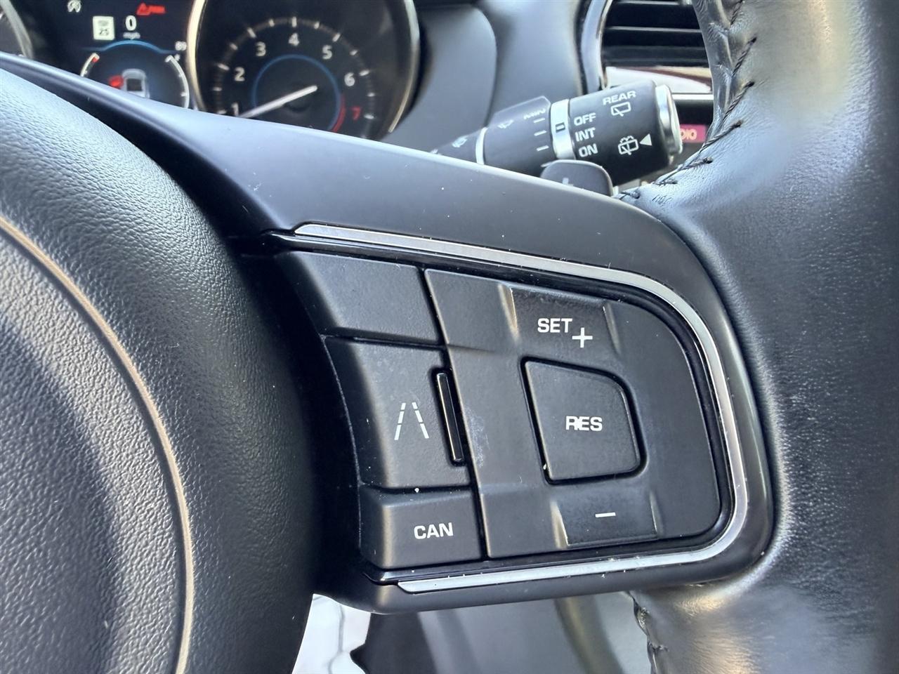 Jaguar F-Pace 25t Premium 2020