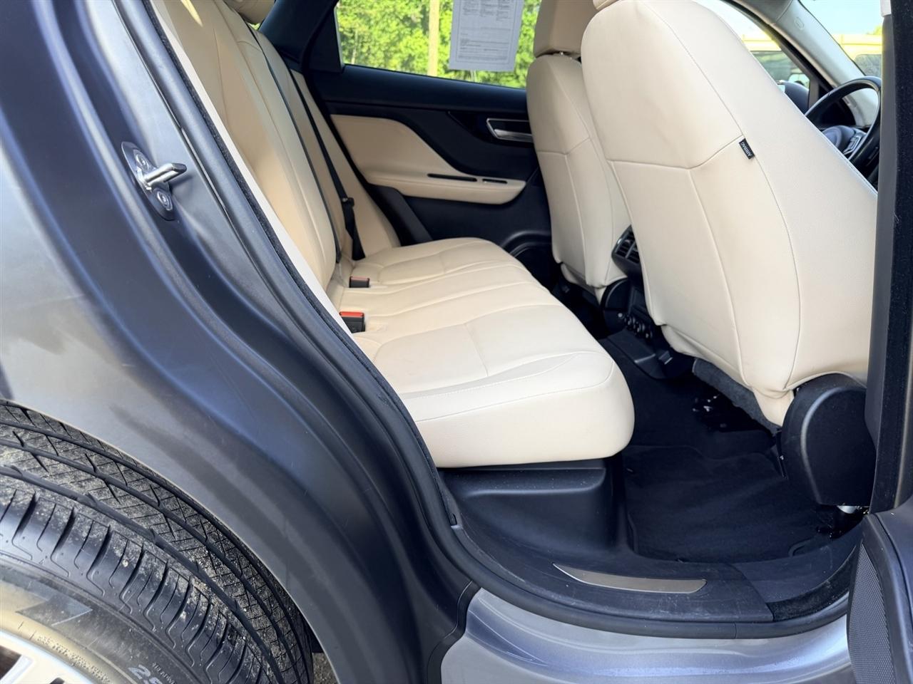 Jaguar F-Pace 25t Premium 2020