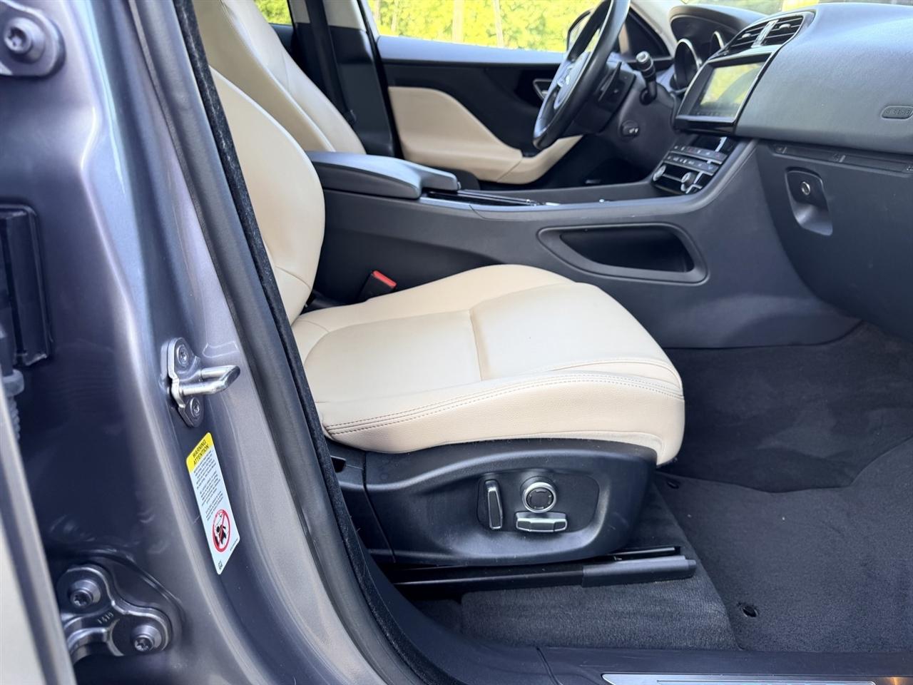 Jaguar F-Pace 25t Premium 2020