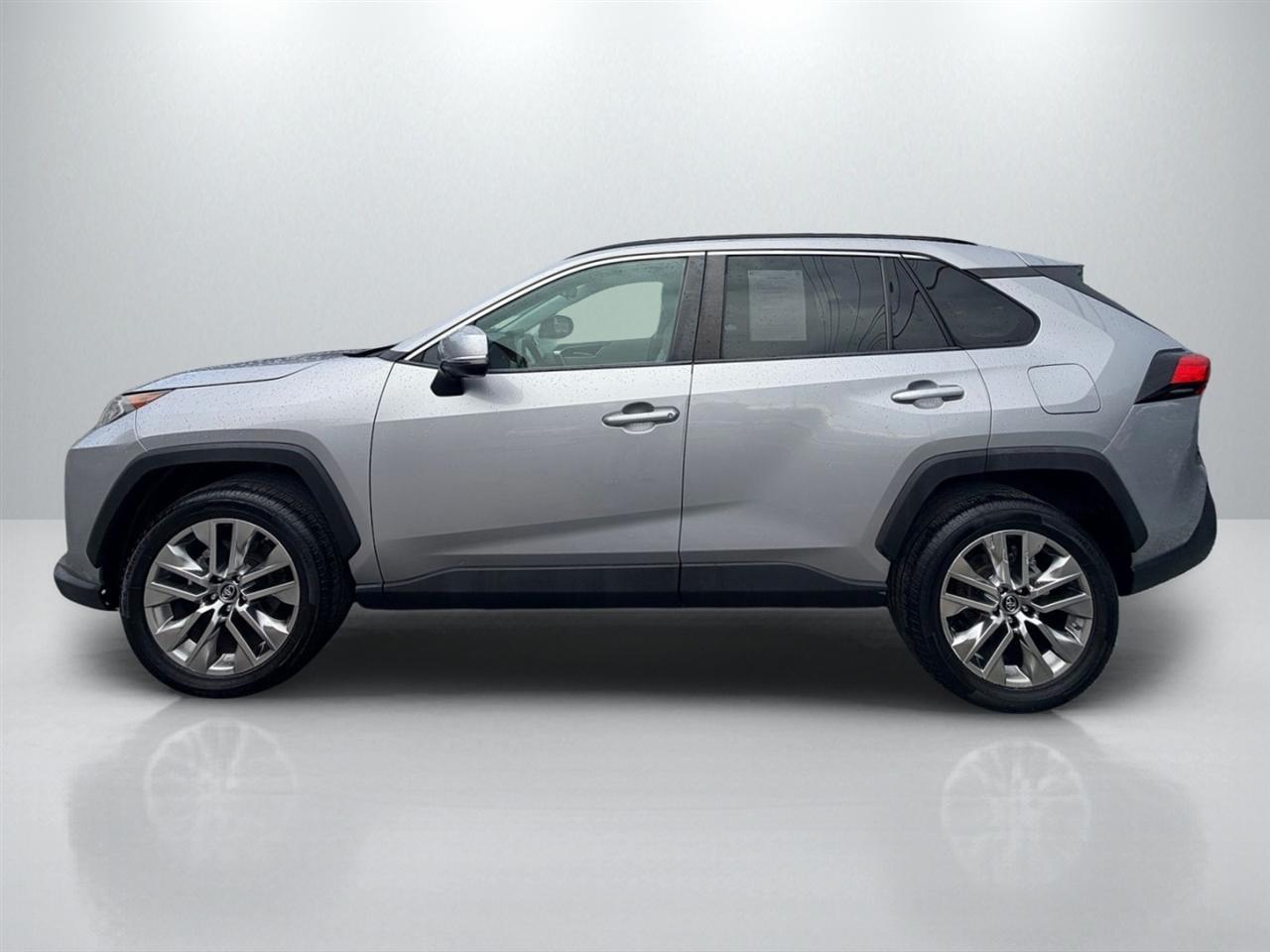 Toyota RAV4 XLE Premium 2019