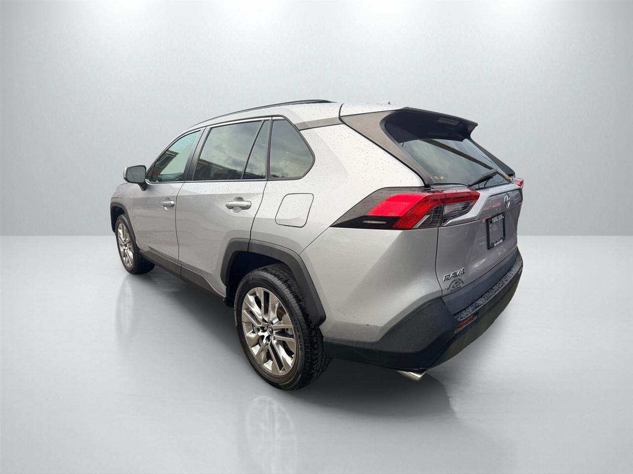 Toyota RAV4 XLE Premium 2019