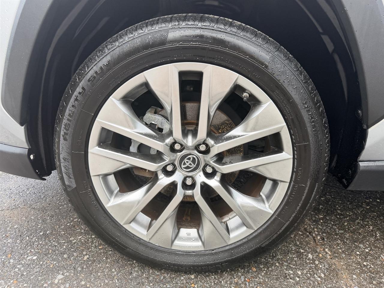 Toyota RAV4 XLE Premium 2019