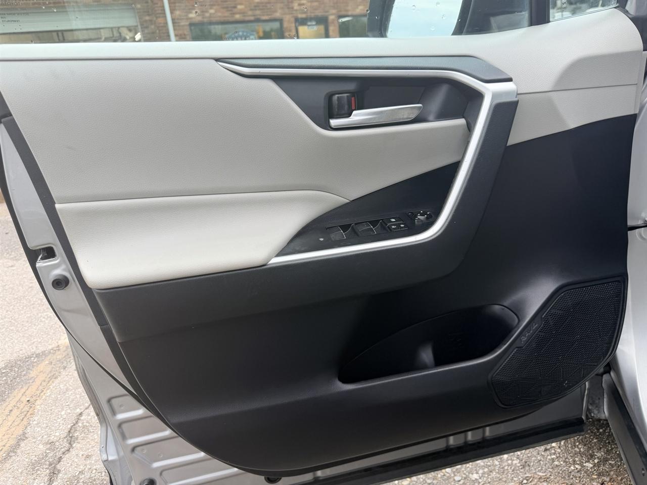 Toyota RAV4 XLE Premium 2019
