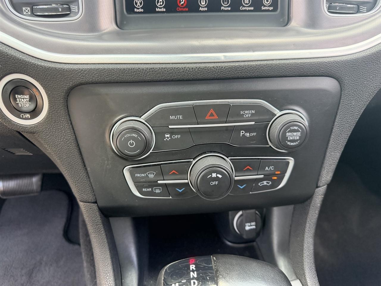 Dodge Charger SXT 2022