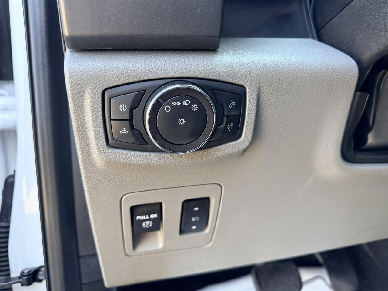 Ford F-150 Lariat SuperCab 8-ft. 4WD 2019