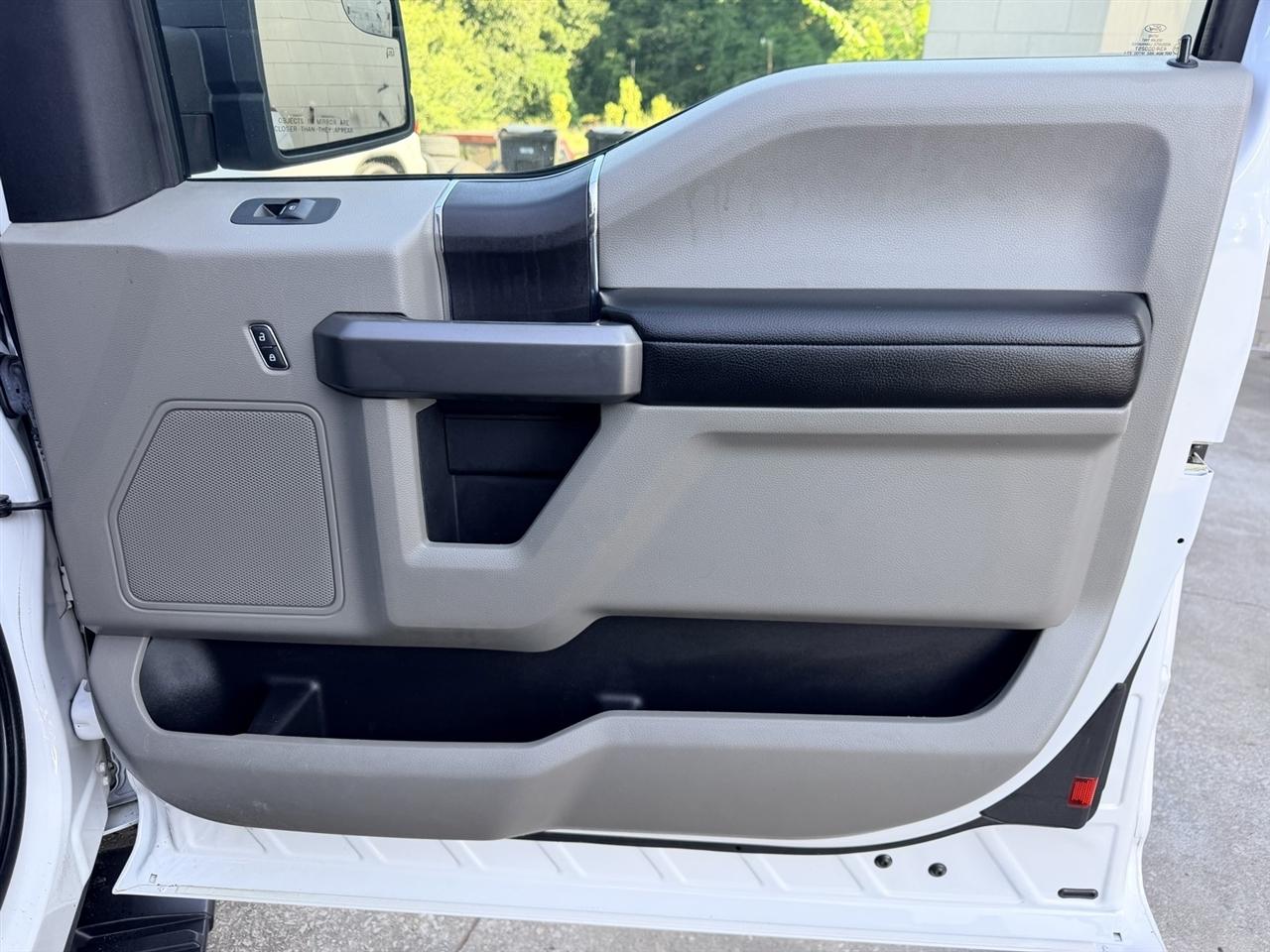 Ford F-150 Lariat SuperCab 8-ft. 4WD 2019