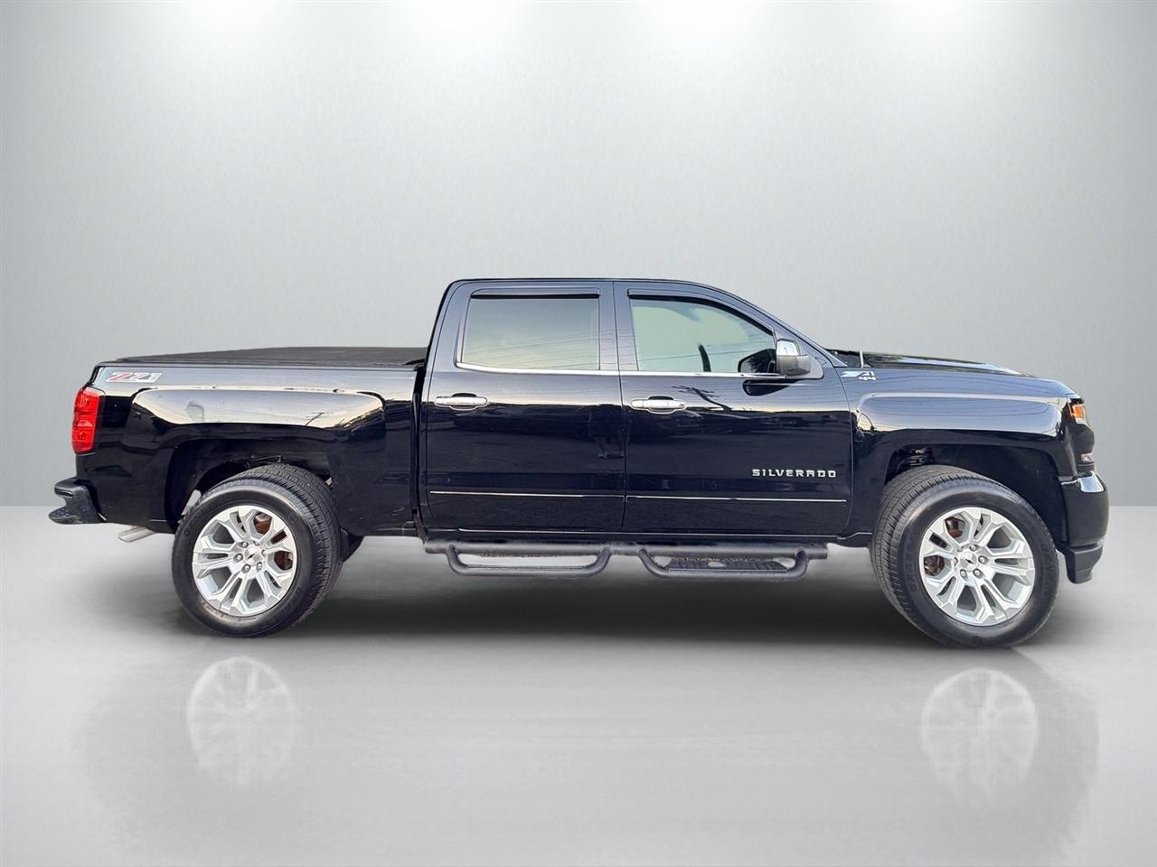 Chevrolet Silverado photo 8
