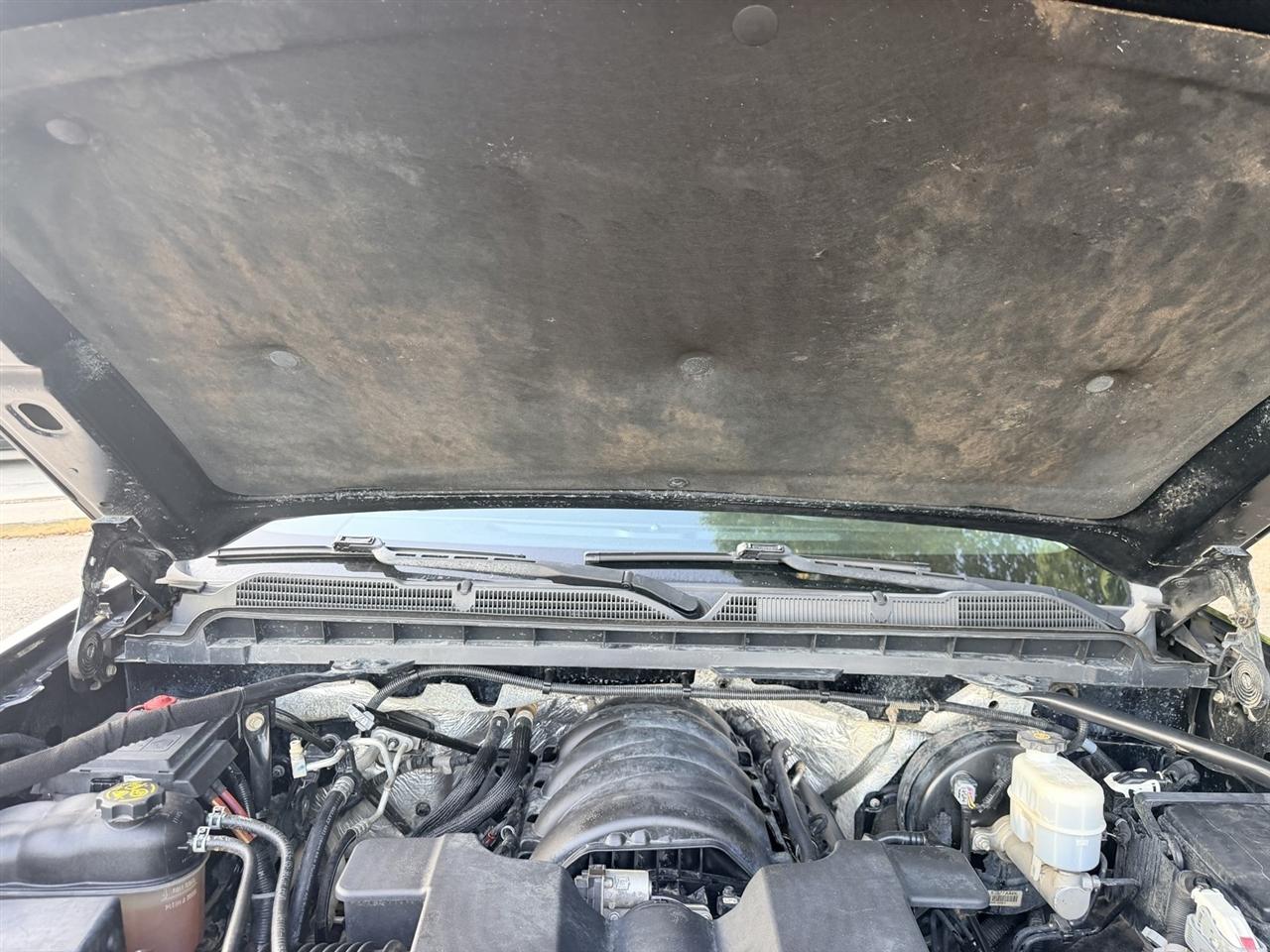 Chevrolet Silverado photo 36