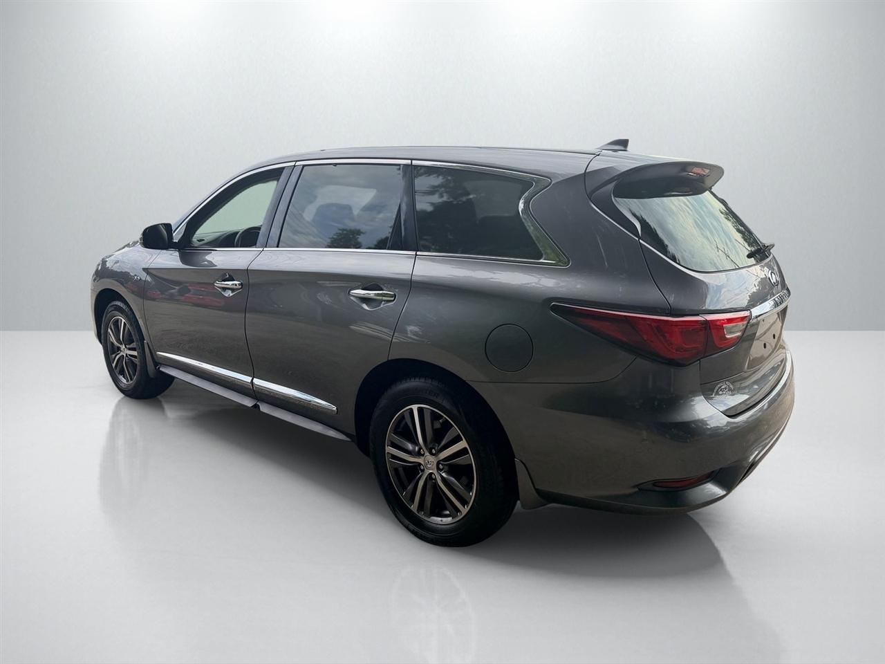 Infiniti QX60 Luxe 2017