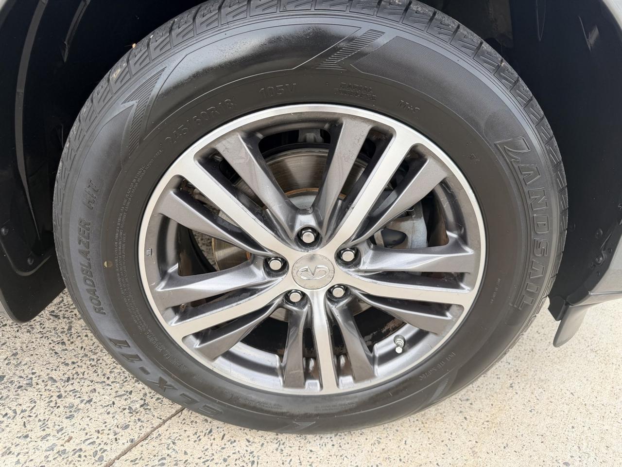 Infiniti QX60 Luxe 2017