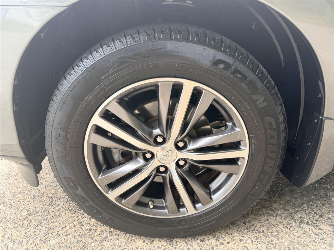 Infiniti QX60 Luxe 2017
