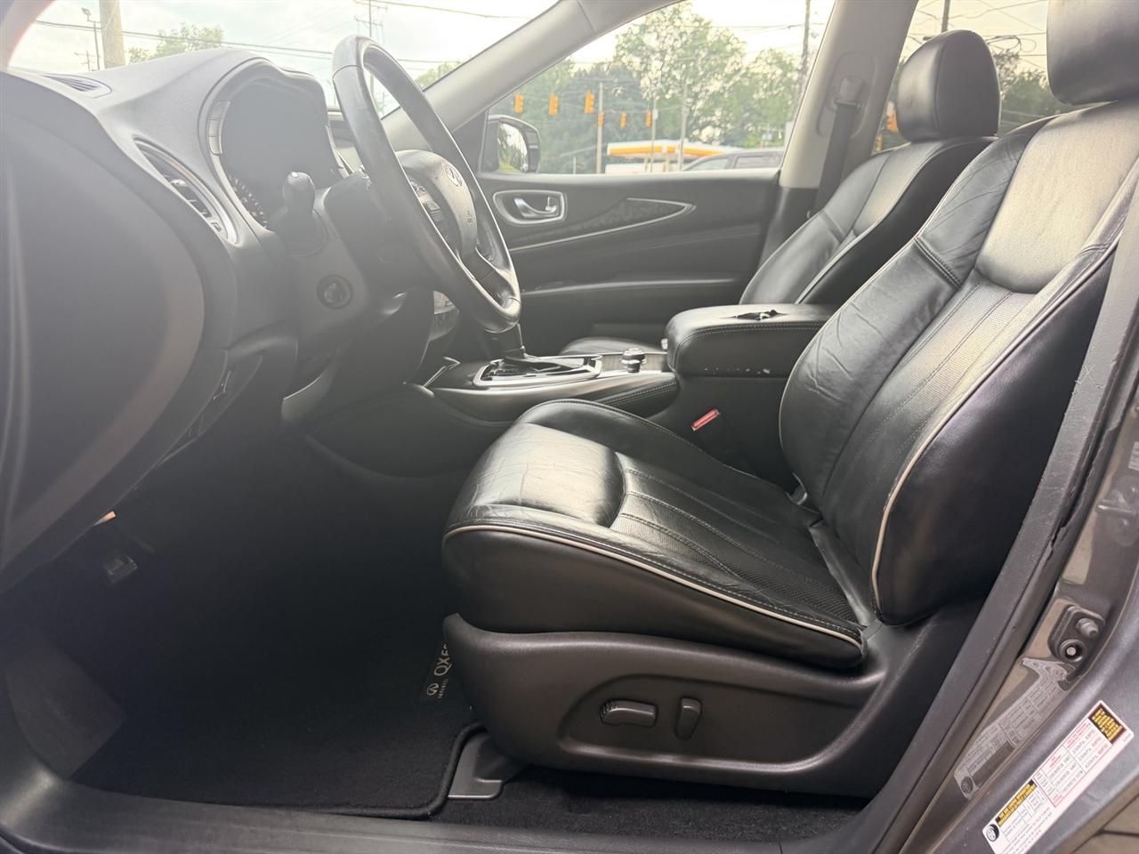 Infiniti QX60 Luxe 2017