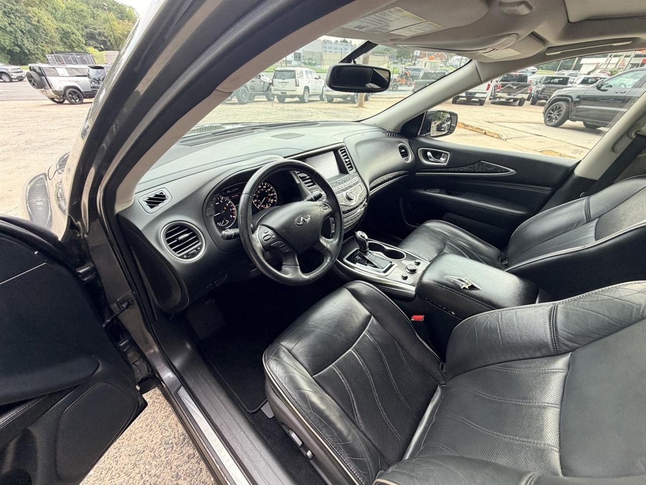 Infiniti QX60 Luxe 2017