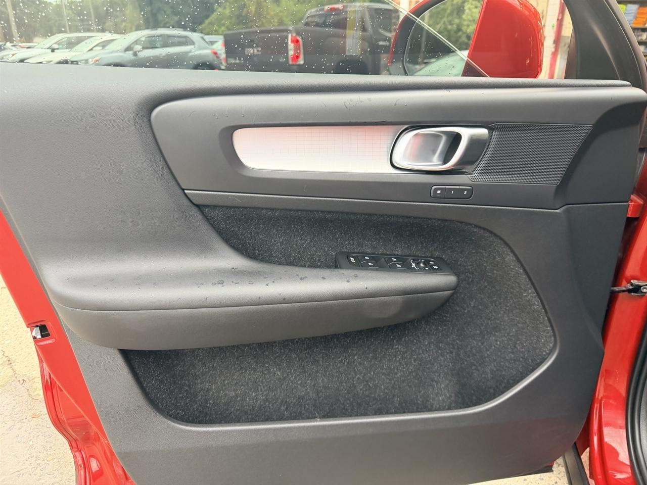 Volvo XC40 T4 Momentum 2021