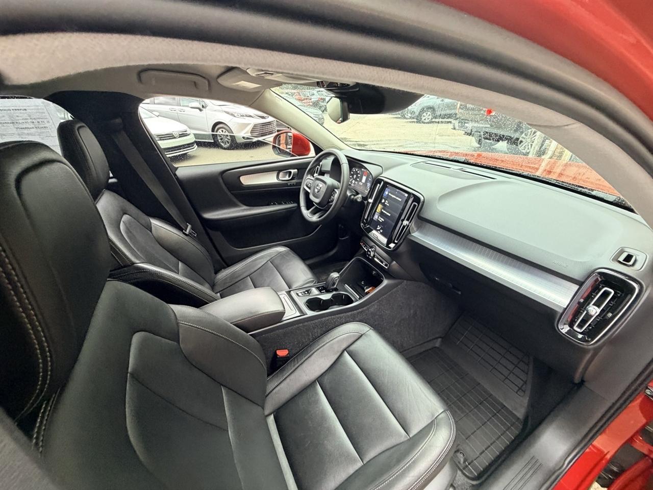 Volvo XC40 T4 Momentum 2021