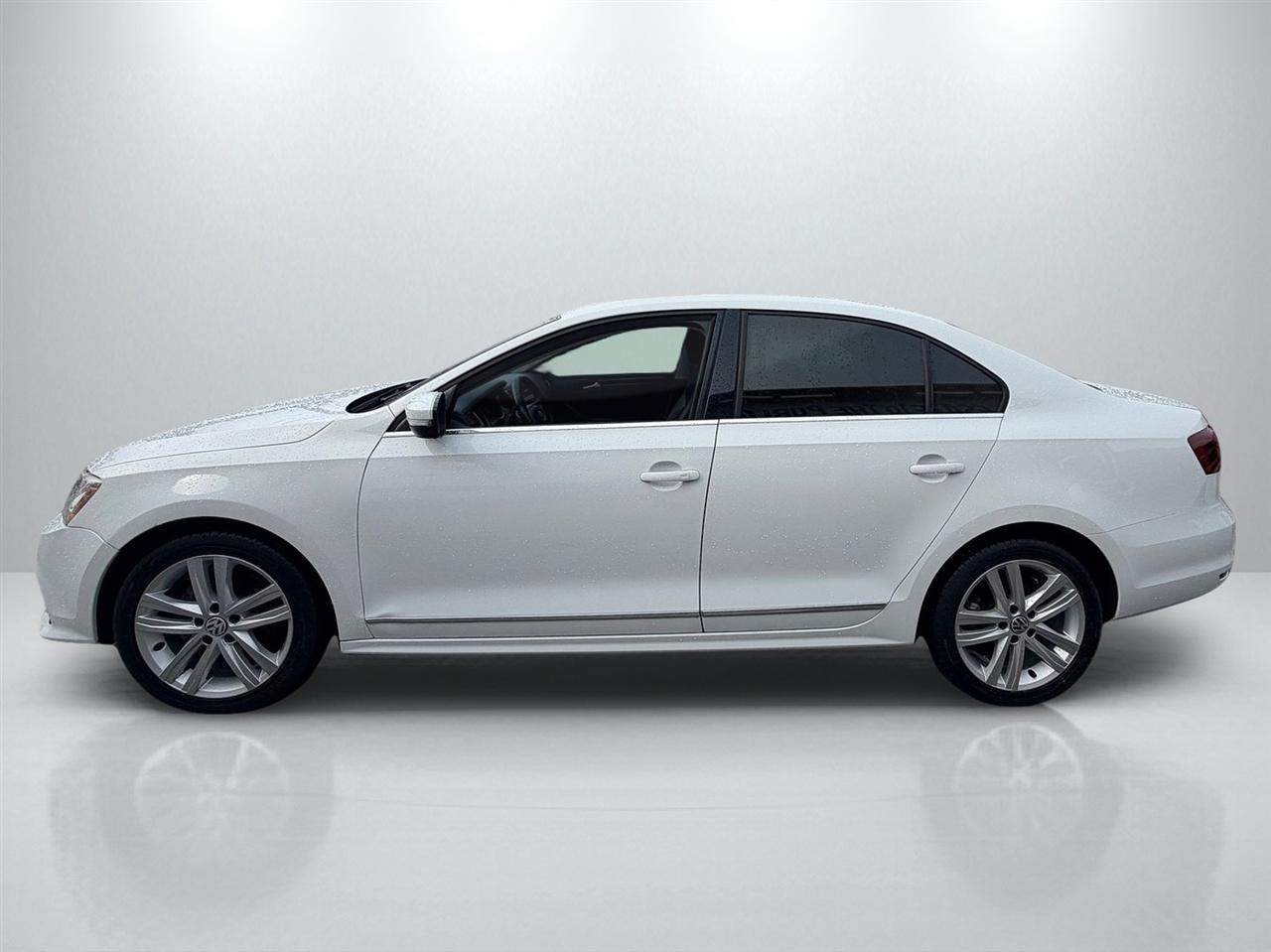 Volkswagen Jetta 1.8T SEL 6A 2017
