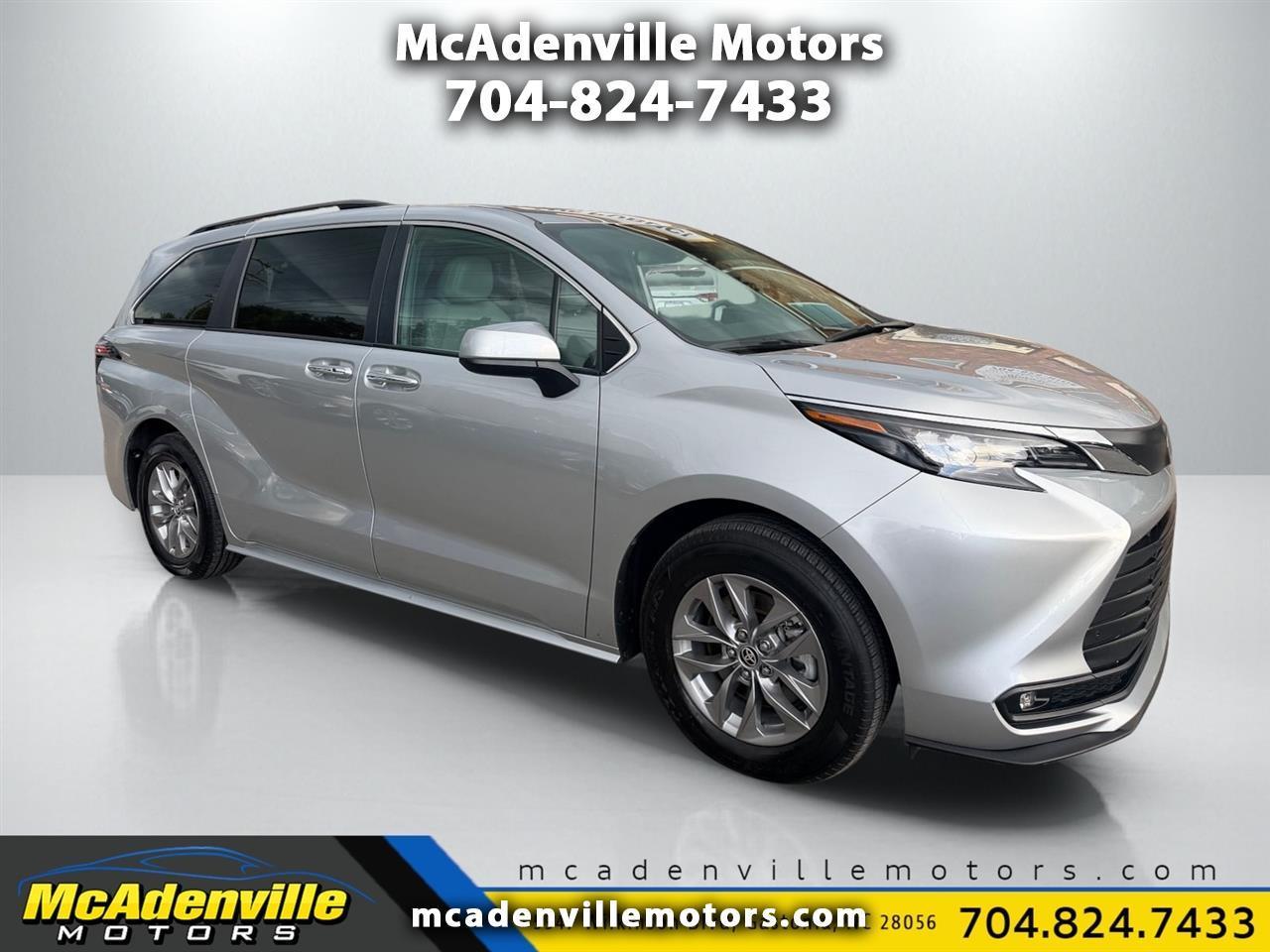 Toyota Sienna XLE 8-Passenger 2025