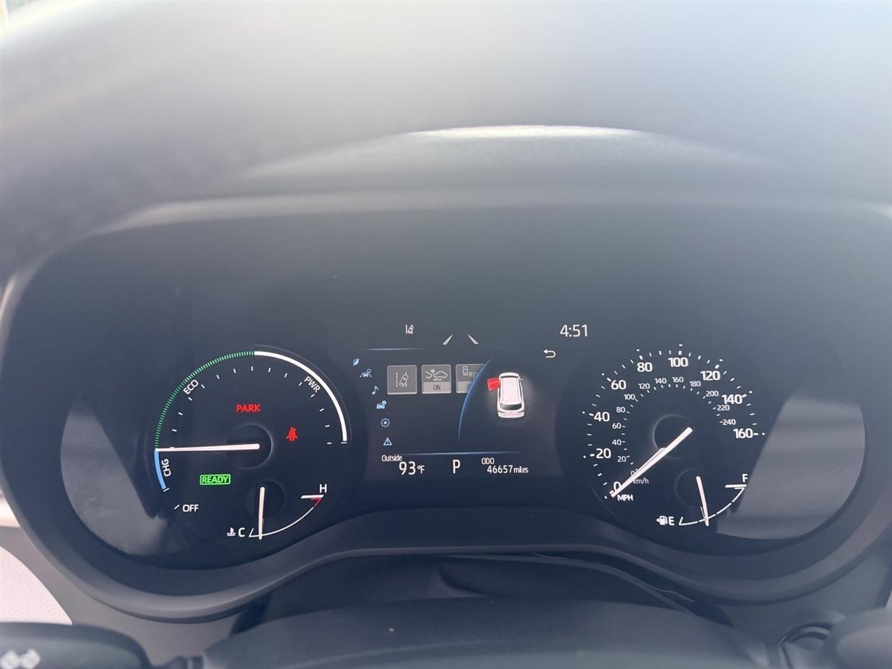 Toyota Sienna XLE 8-Passenger 2025