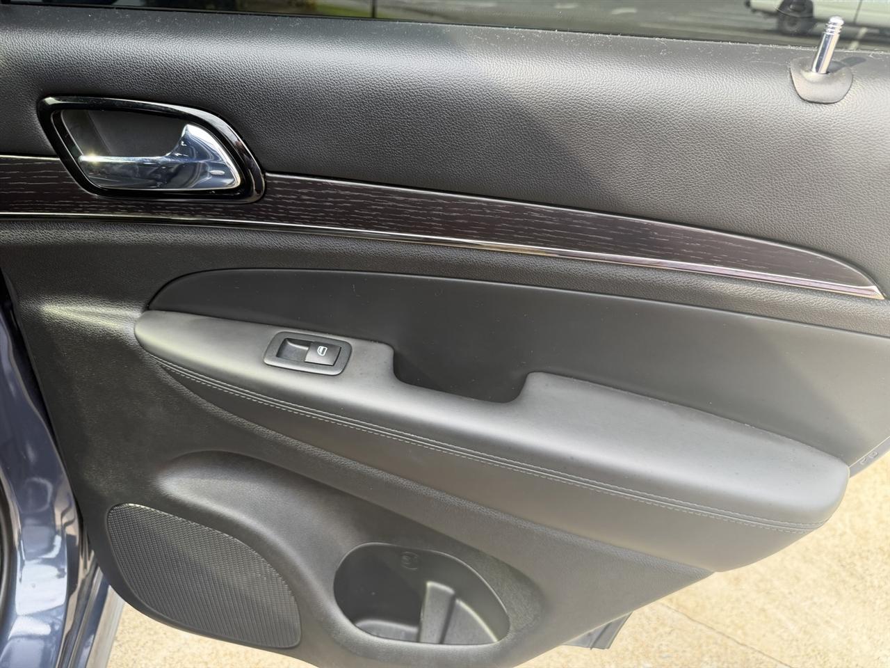 Jeep Grand Cherokee Overland 4WD 2021