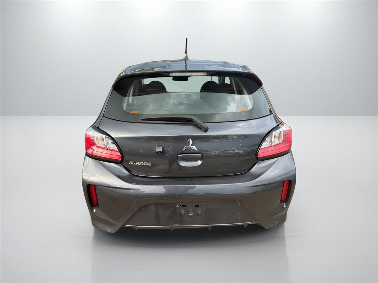 Mitsubishi Mirage ES 2024