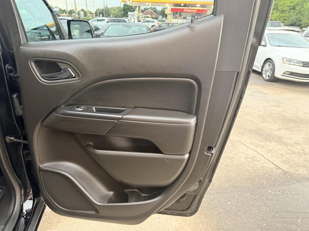 GMC Canyon SLE Crew Cab 2WD 2016