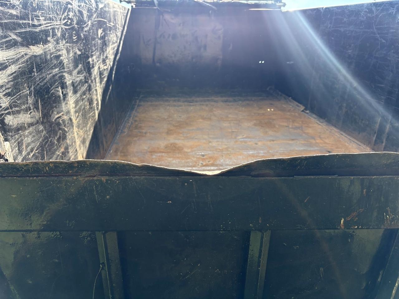 RAM 5500 Regular Cab LWB 4WD DRW 2023